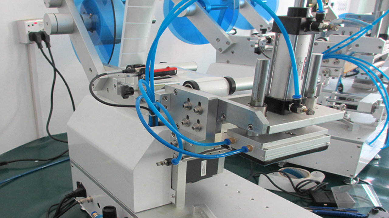 Tudposer Plastposemærkemaskine semiautomatisk til flad overflade