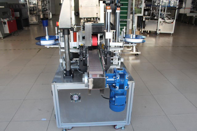 dobbeltsidet etiketmaskine (3).JPG