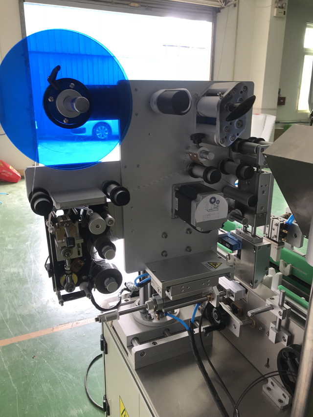 etiketmaskine med printer.jpg