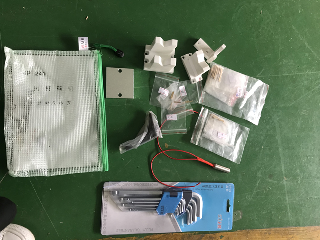 reservedele til læbestift bottom labeling.jpg