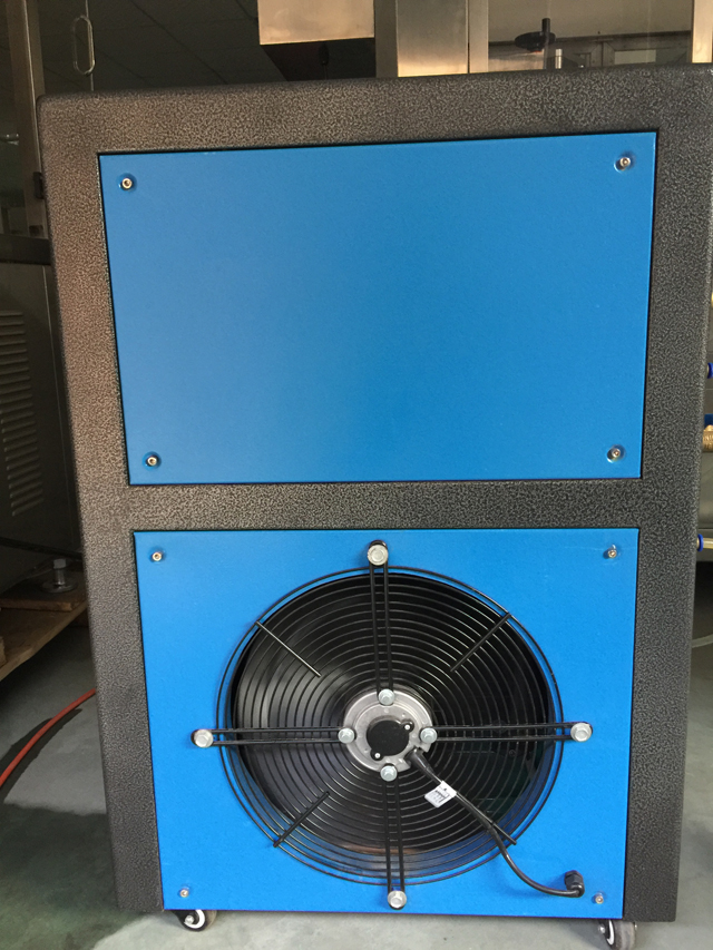 auxilliary equipment for filling sealing machines chiller til rørfyldning tætningsmaskinerryu.jpg