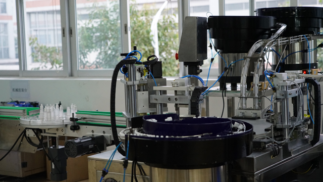 påfyldning afdækning etikettering pictures.jpg