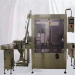 Automatisk inline glaskrukker Vakuum afdækningsmaskine med metaldetektor