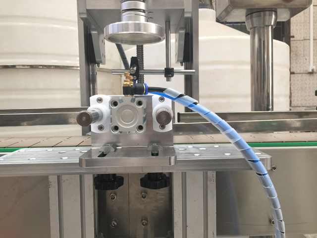 hættehoved til krukker.jpg