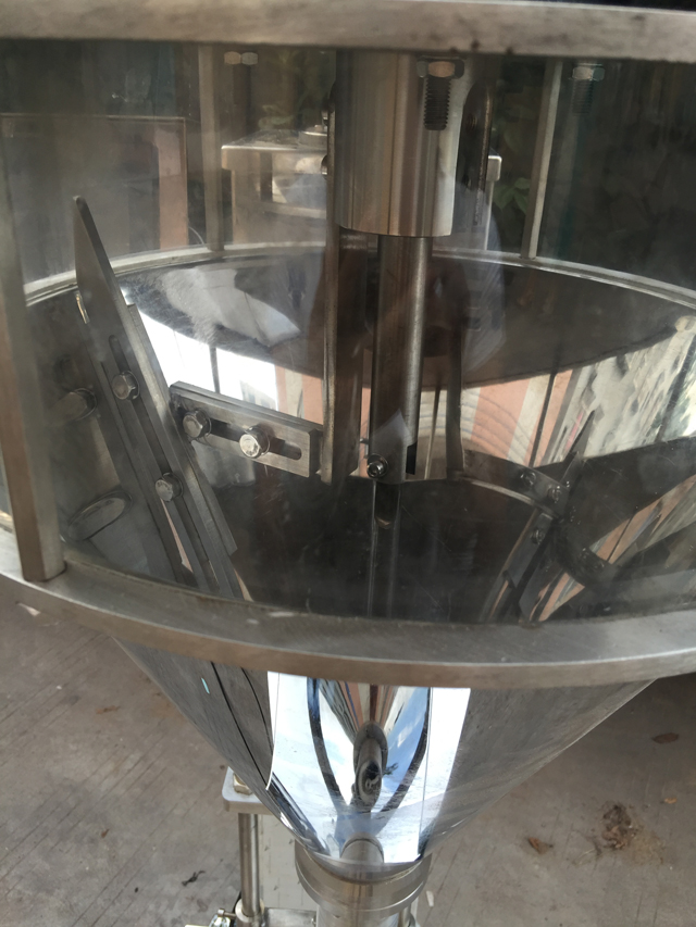 ny maskine til pulverpåfyldning (1).jpg