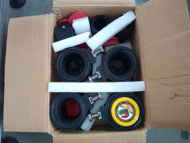 hættehoveder til forskellige flasker moulds.jpg