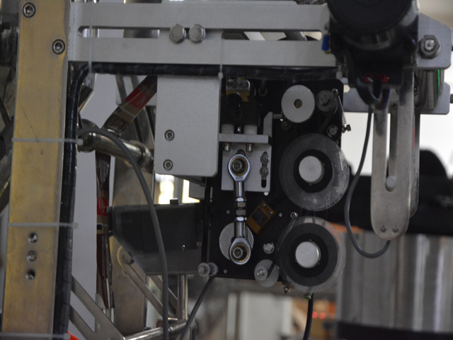 datokodningsdel til flydende fyldstof i poser.jpg