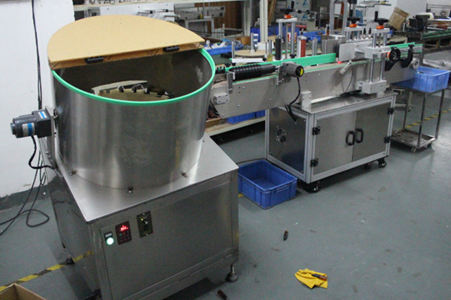 flaske unscrambler fodring (3).jpg