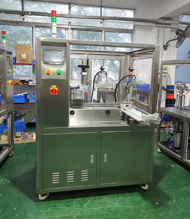 maskine i lagertank.jpg