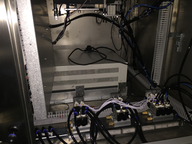 tubes filling sealing machine el-bokse til påfyldning af tætningsudstyr tubes.jpg