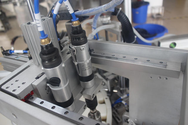 servomotor styrende kapper 2 stk