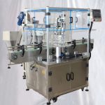 Roterende plastjuiceflaskekapseludstyr med låg elevatorføder