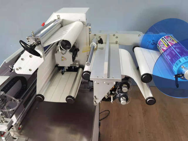 maskinmærkning af pølse (3).jpg