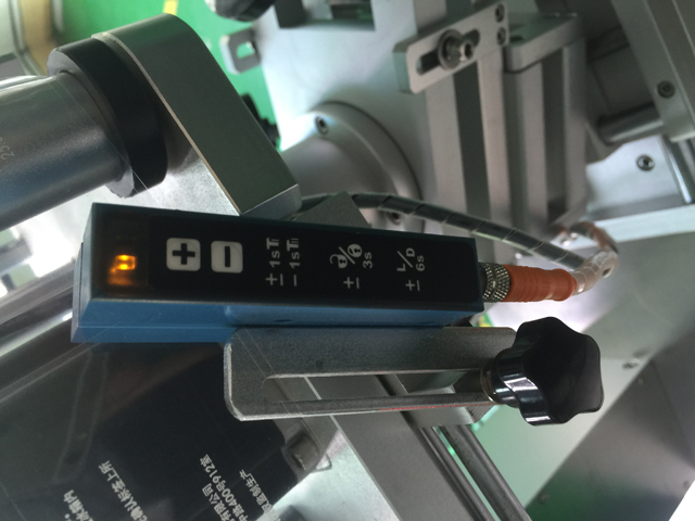 sensor til detektering af etiketter transparent.jpg